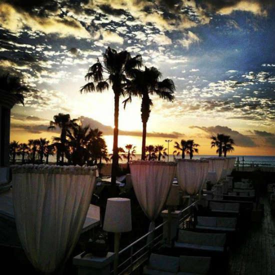 Villa In With Pool On The Beach Valencia