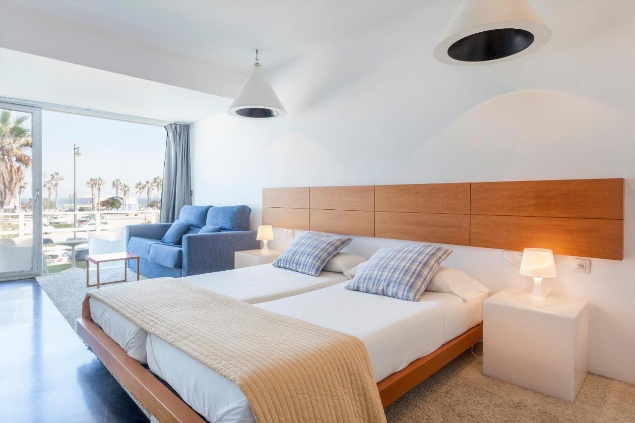 In With Pool On The Beach Villa Valencia